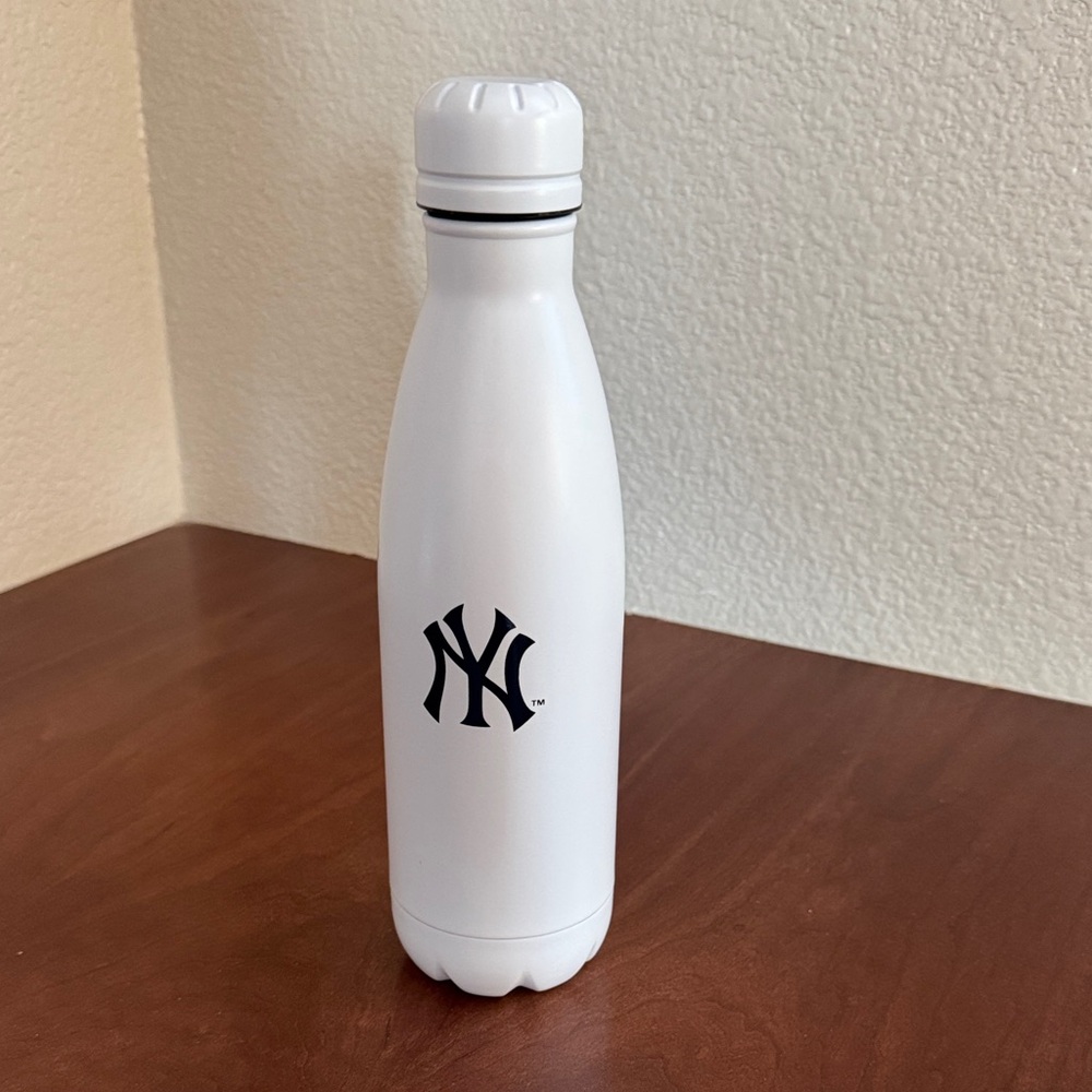 White New York Yankees Water Bottle